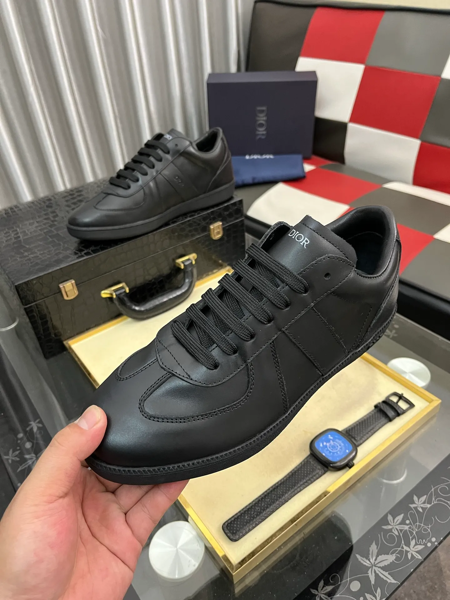 Men's shoes💰380⌚️⌚️[Dior] Dior's new men's genuine leather casual shoes, the highest version on the market, any comparison is welcome🆚! The original leather has excellent texture and is super high-end! Fetal sheep net lining imported from Italy, removable pad! Luxurious materials and fine workmanship, highly recommended! Code number: 38-44